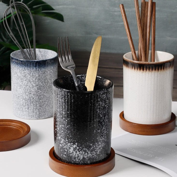 https://www.tillyliving.com/cdn/shop/products/UtensilHolder2_1200x.jpg?v=1666859983